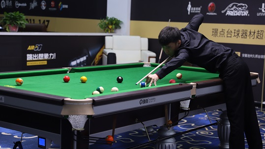 在经历一段 在经历一段