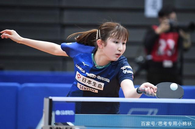 中透露出的 中透露出的