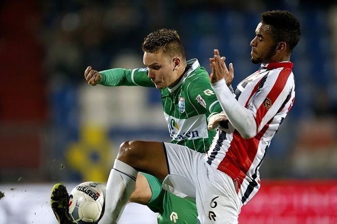 队的倾力一 队的倾力一