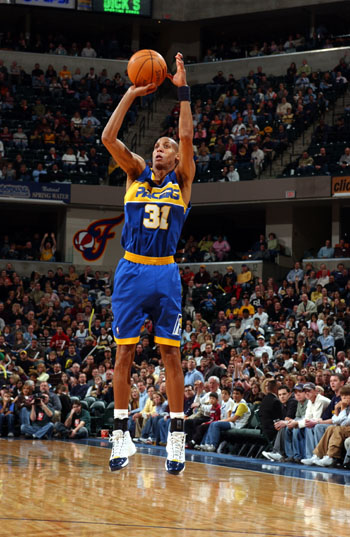 这一事件促 这一事件促